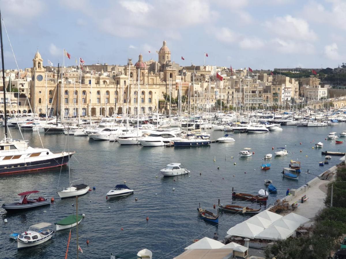 Вилла Entire Senglea Seaview Town House Экстерьер фото